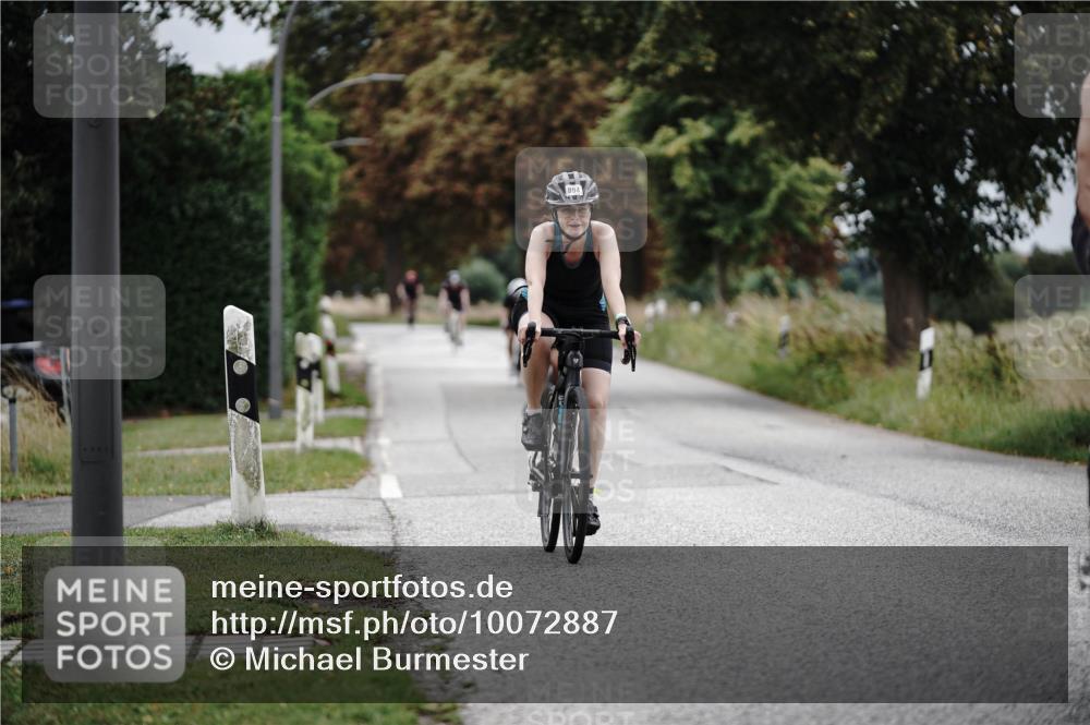 30.08.2026 - Elbe Triathlon Hamburg Michael Burmester http://msf.ph/oto/10072887 30.08.2026 10:25:13 Radfahren 587, 693, 763, 800, 812, 894 meine-sportfotos.de