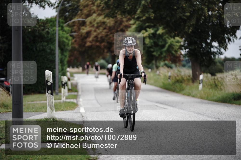 30.08.2026 - Elbe Triathlon Hamburg Michael Burmester http://msf.ph/oto/10072889 30.08.2026 10:25:14 Radfahren 587, 693, 763, 800, 812, 894 meine-sportfotos.de