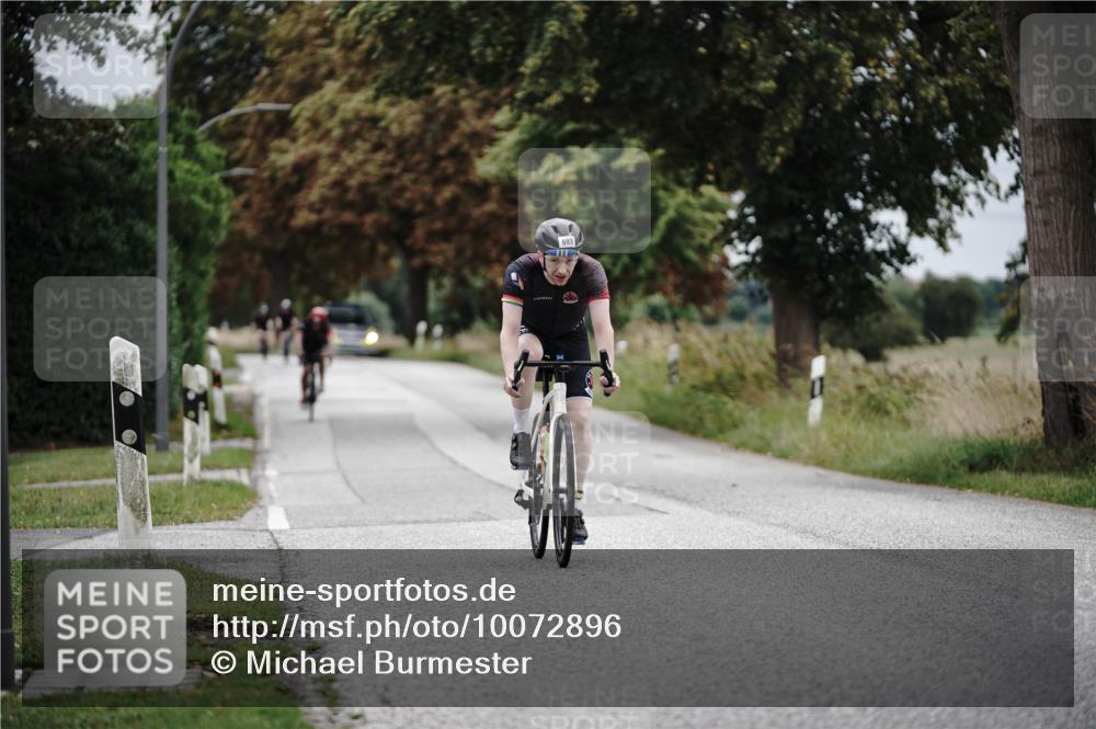 30.08.2026 - Elbe Triathlon Hamburg Michael Burmester http://msf.ph/oto/10072896 30.08.2026 10:25:20 Radfahren 693, 696, 800 meine-sportfotos.de