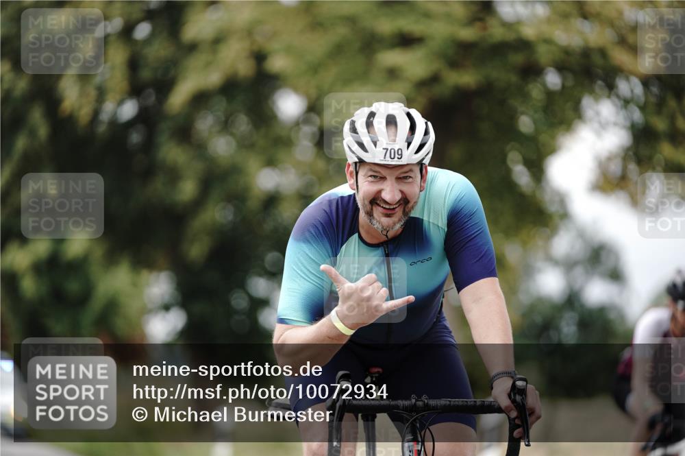30.08.2026 - Elbe Triathlon Hamburg Michael Burmester http://msf.ph/oto/10072934 30.08.2026 10:26:09 Radfahren 680, 709, 736, 933, 961 meine-sportfotos.de