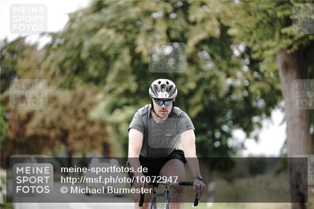 30.08.2026 - Elbe Triathlon Hamburg Michael Burmester http://msf.ph/oto/10072947 30.08.2026 10:26:20 Radfahren 578, 792, 906 meine-sportfotos.de