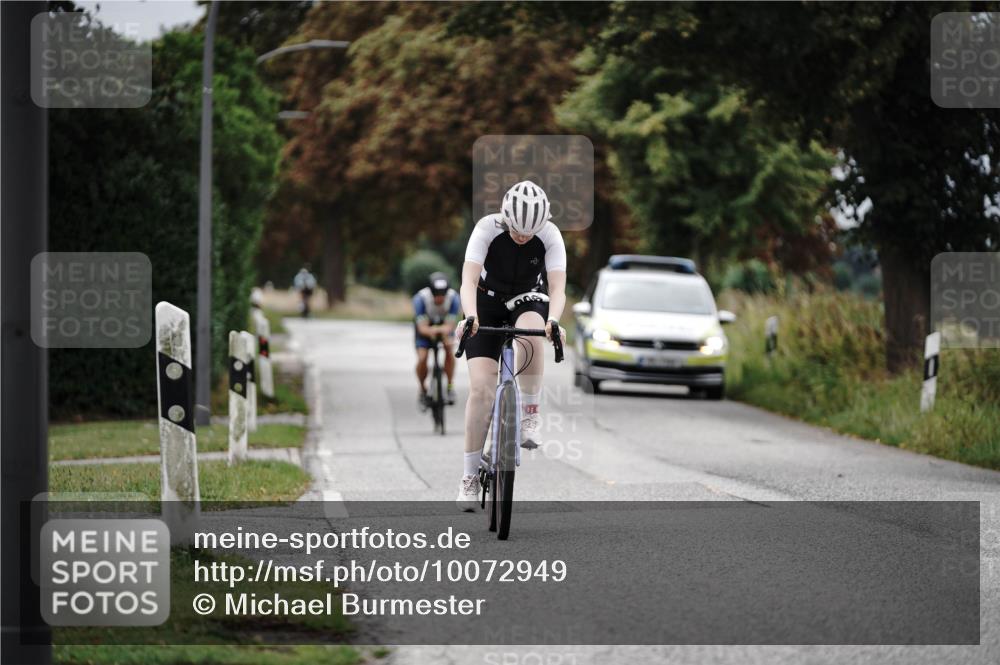 30.08.2026 - Elbe Triathlon Hamburg Michael Burmester http://msf.ph/oto/10072949 30.08.2026 10:26:26 Radfahren 716, 906 meine-sportfotos.de