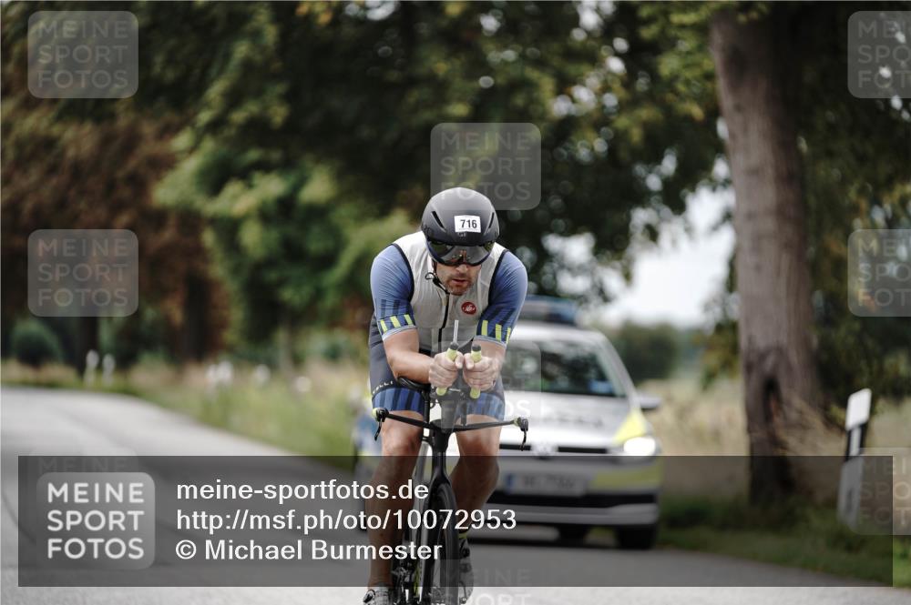 30.08.2026 - Elbe Triathlon Hamburg Michael Burmester http://msf.ph/oto/10072953 30.08.2026 10:26:30 Radfahren 716, 906 meine-sportfotos.de
