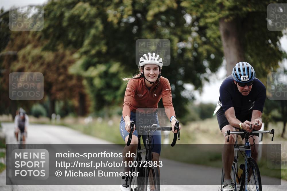 30.08.2026 - Elbe Triathlon Hamburg Michael Burmester http://msf.ph/oto/10072983 30.08.2026 10:27:18 Radfahren 734, 860, 861, 982 meine-sportfotos.de