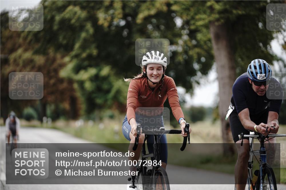 30.08.2026 - Elbe Triathlon Hamburg Michael Burmester http://msf.ph/oto/10072984 30.08.2026 10:27:18 Radfahren 734, 860, 861, 982 meine-sportfotos.de