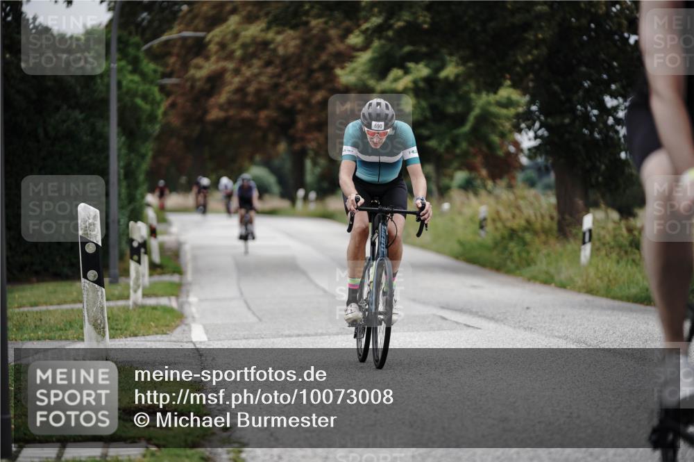 30.08.2026 - Elbe Triathlon Hamburg Michael Burmester http://msf.ph/oto/10073008 30.08.2026 10:27:50 Radfahren 690, 713, 855 meine-sportfotos.de
