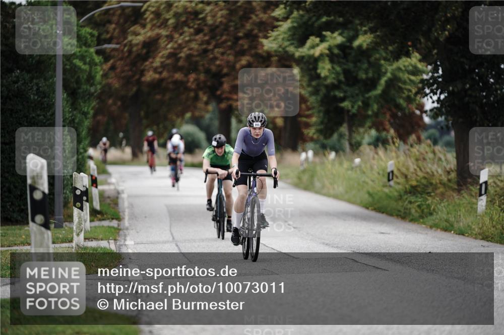 30.08.2026 - Elbe Triathlon Hamburg Michael Burmester http://msf.ph/oto/10073011 30.08.2026 10:27:53 Radfahren 690, 855, 950, 969 meine-sportfotos.de
