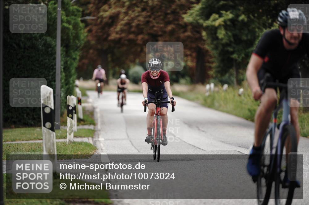 30.08.2026 - Elbe Triathlon Hamburg Michael Burmester http://msf.ph/oto/10073024 30.08.2026 10:28:01 Radfahren 920, 950, 969, 1045, 1898 meine-sportfotos.de