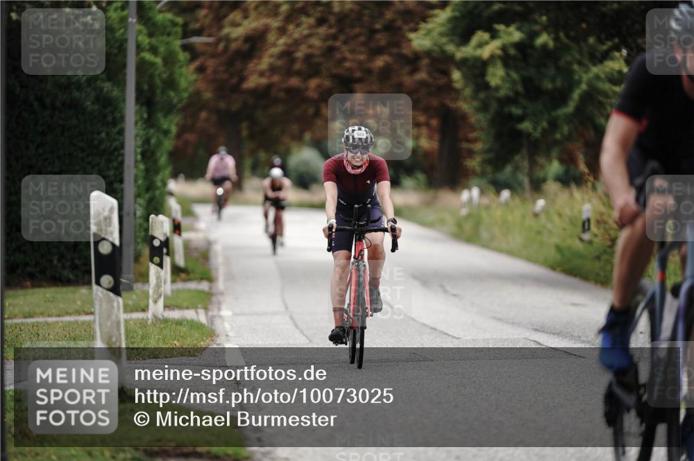 30.08.2026 - Elbe Triathlon Hamburg Michael Burmester http://msf.ph/oto/10073025 30.08.2026 10:28:01 Radfahren 920, 950, 969, 1045, 1898 meine-sportfotos.de