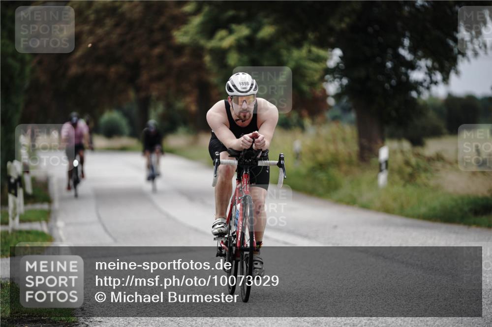 30.08.2026 - Elbe Triathlon Hamburg Michael Burmester http://msf.ph/oto/10073029 30.08.2026 10:28:07 Radfahren 509, 853, 1898 meine-sportfotos.de