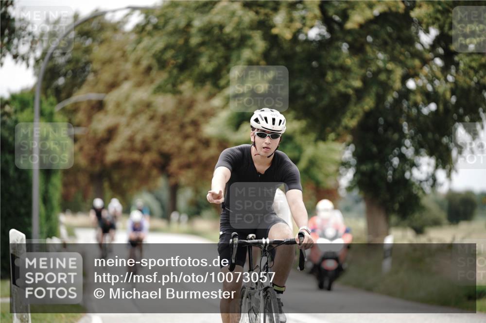 30.08.2026 - Elbe Triathlon Hamburg Michael Burmester http://msf.ph/oto/10073057 30.08.2026 10:28:33 Radfahren 395, 714, 789, 843, 854, 896, 979, 1032 meine-sportfotos.de