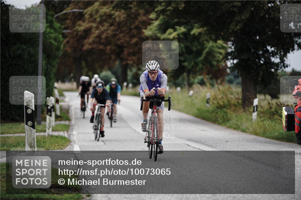 30.08.2026 - Elbe Triathlon Hamburg Michael Burmester http://msf.ph/oto/10073065 30.08.2026 10:28:36 Radfahren 395, 789, 843, 865, 896, 1032, 1085 meine-sportfotos.de