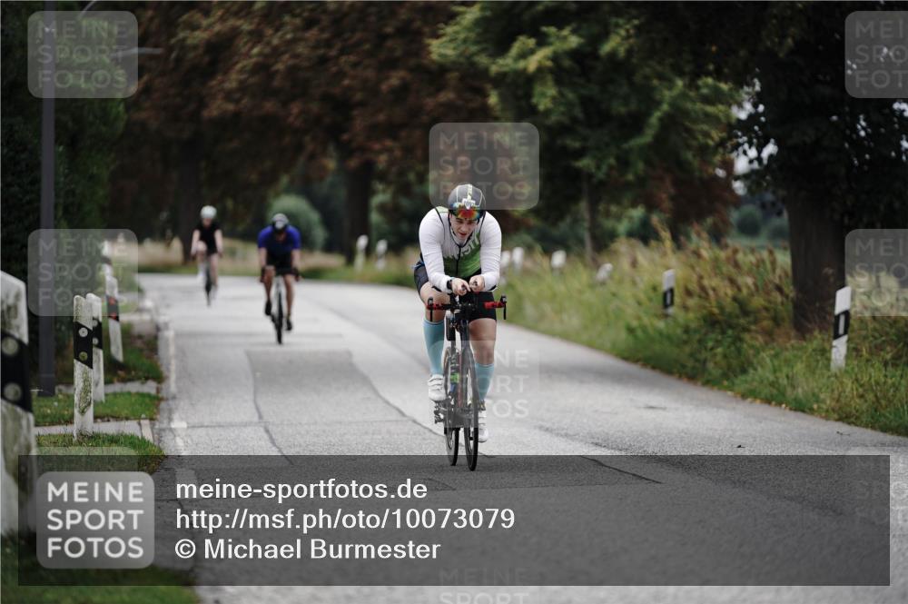 30.08.2026 - Elbe Triathlon Hamburg Michael Burmester http://msf.ph/oto/10073079 30.08.2026 10:28:49 Radfahren 1024, 1093, 1097 meine-sportfotos.de
