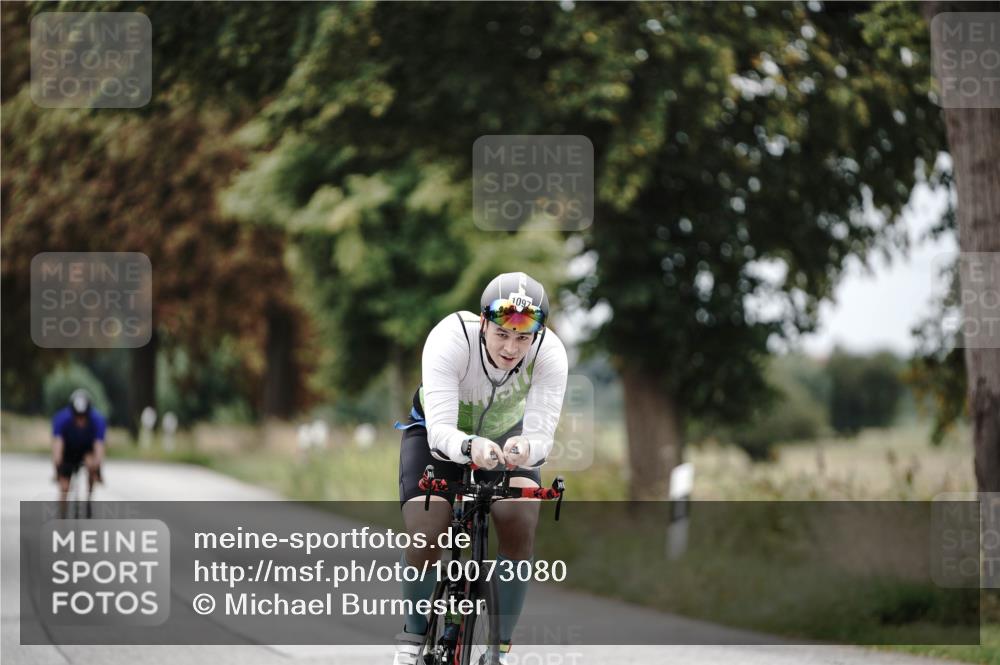 30.08.2026 - Elbe Triathlon Hamburg Michael Burmester http://msf.ph/oto/10073080 30.08.2026 10:28:50 Radfahren 1093, 1097 meine-sportfotos.de