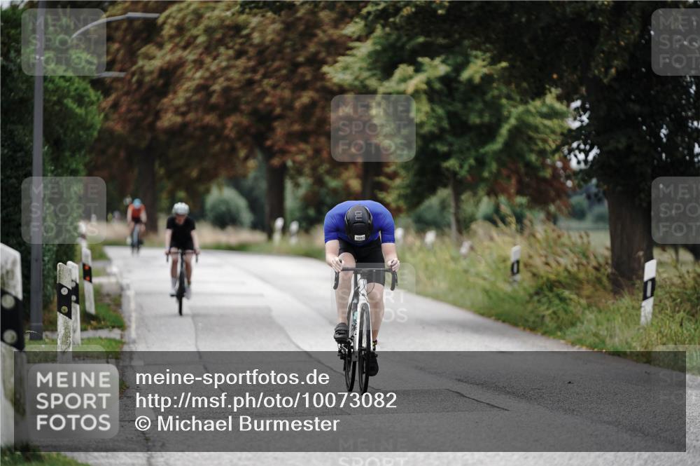 30.08.2026 - Elbe Triathlon Hamburg Michael Burmester http://msf.ph/oto/10073082 30.08.2026 10:28:52 Radfahren 849, 1093, 1097 meine-sportfotos.de