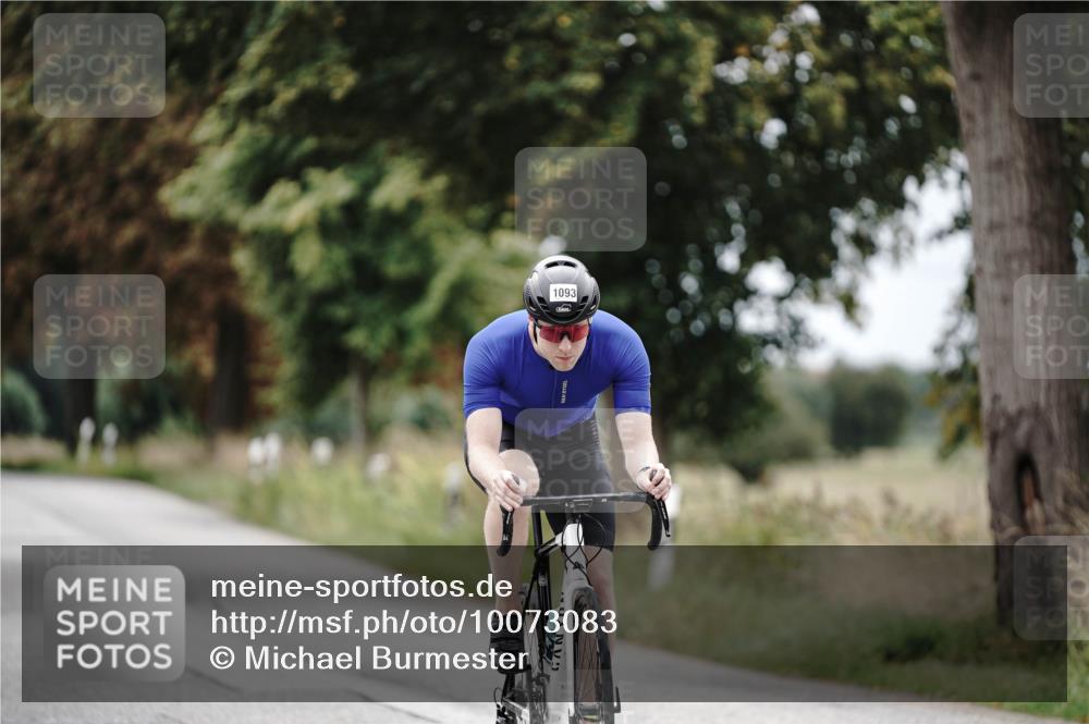 30.08.2026 - Elbe Triathlon Hamburg Michael Burmester http://msf.ph/oto/10073083 30.08.2026 10:28:54 Radfahren 849, 1093 meine-sportfotos.de