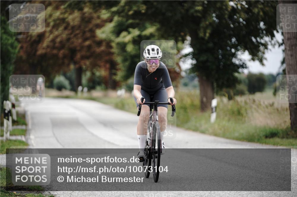 30.08.2026 - Elbe Triathlon Hamburg Michael Burmester http://msf.ph/oto/10073104 30.08.2026 10:29:19 Radfahren 539, 799 meine-sportfotos.de