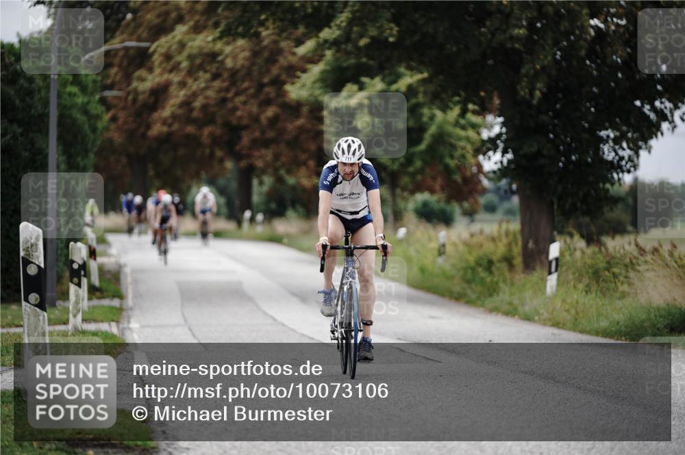 30.08.2026 - Elbe Triathlon Hamburg Michael Burmester http://msf.ph/oto/10073106 30.08.2026 10:29:28 Radfahren 711, 808 meine-sportfotos.de