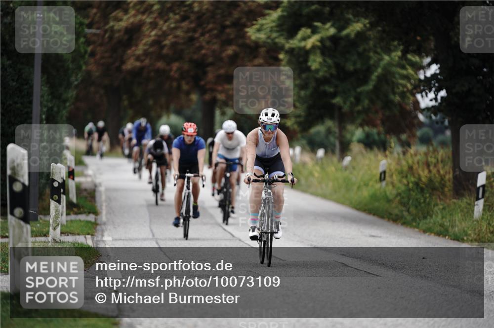 30.08.2026 - Elbe Triathlon Hamburg Michael Burmester http://msf.ph/oto/10073109 30.08.2026 10:29:33 Radfahren 808, 840, 881, 886, 887, 990, 994 meine-sportfotos.de