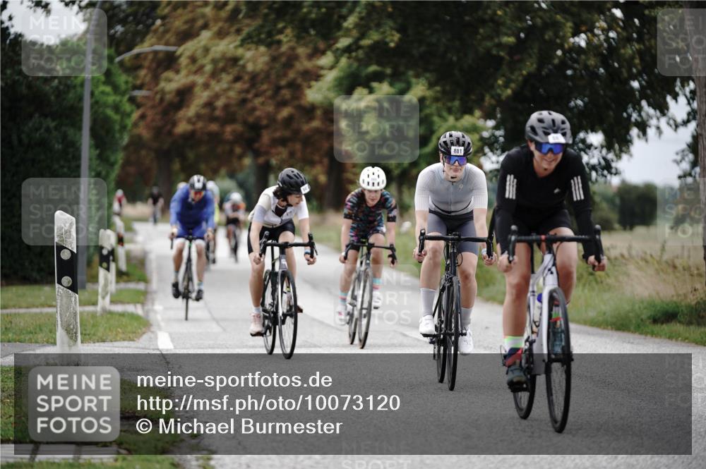 30.08.2026 - Elbe Triathlon Hamburg Michael Burmester http://msf.ph/oto/10073120 30.08.2026 10:29:38 Radfahren 808, 840, 881, 886, 887, 980, 990, 994, 1066, 1359, 1896 meine-sportfotos.de