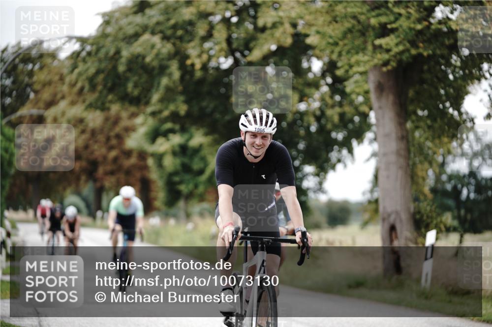 30.08.2026 - Elbe Triathlon Hamburg Michael Burmester http://msf.ph/oto/10073130 30.08.2026 10:29:45 Radfahren 883, 980, 983, 1039, 1042, 1066, 1359, 1896 meine-sportfotos.de