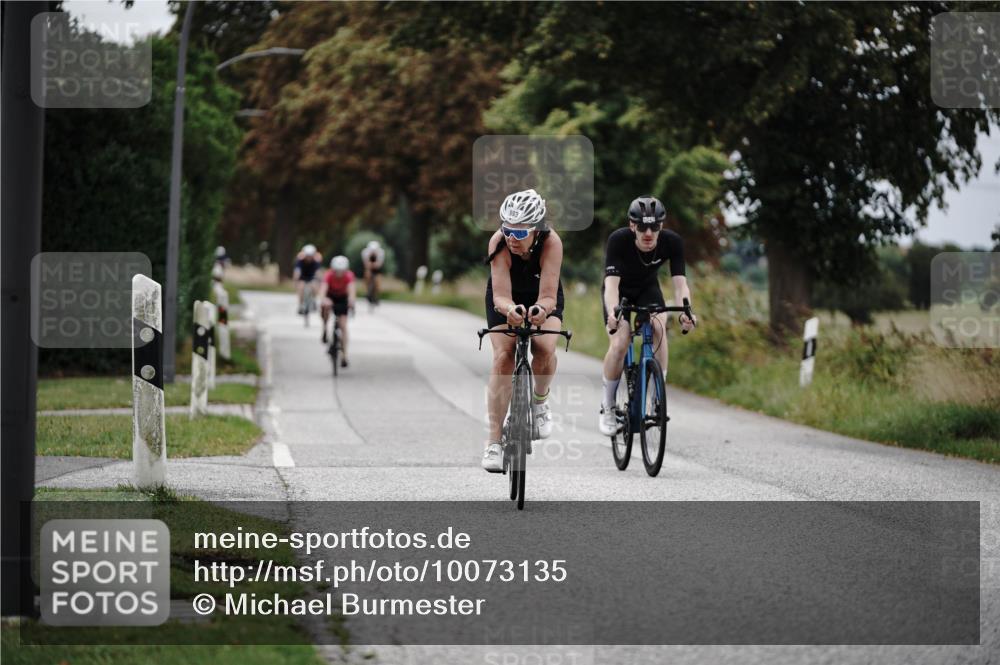 30.08.2026 - Elbe Triathlon Hamburg Michael Burmester http://msf.ph/oto/10073135 30.08.2026 10:29:47 Radfahren 883, 983, 1010, 1039, 1042, 1066, 1359 meine-sportfotos.de