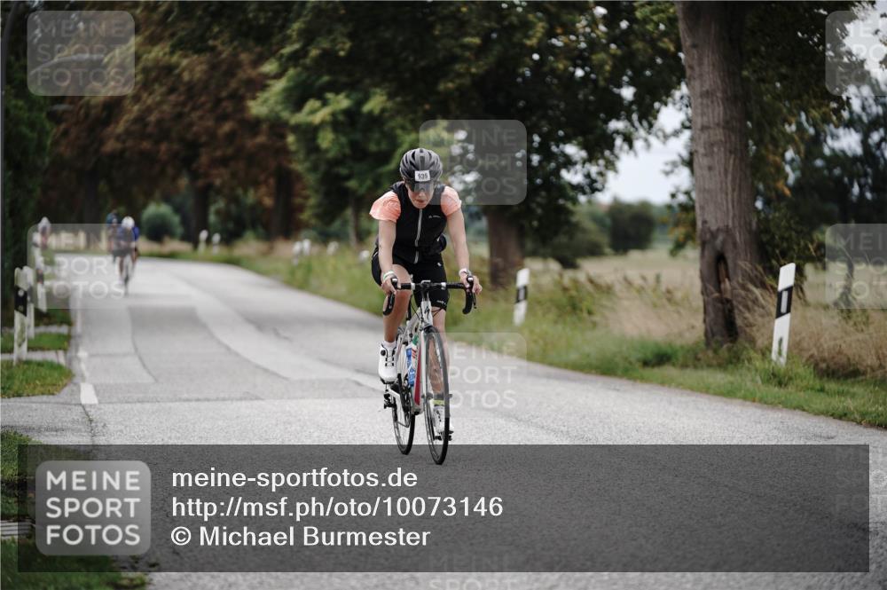 30.08.2026 - Elbe Triathlon Hamburg Michael Burmester http://msf.ph/oto/10073146 30.08.2026 10:29:56 Radfahren 669, 836, 939, 1010, 1098 meine-sportfotos.de