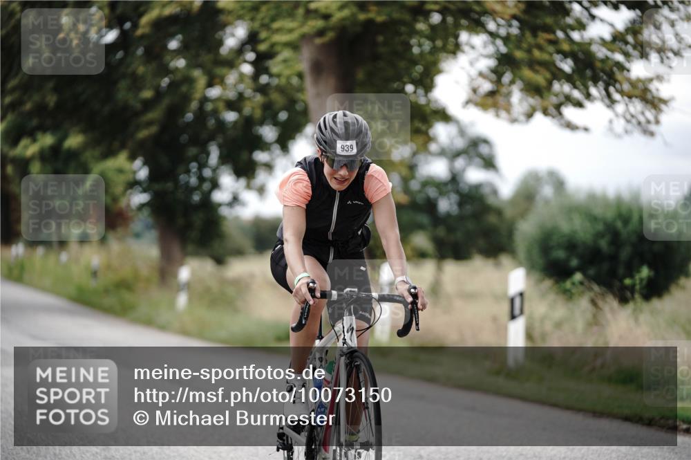 30.08.2026 - Elbe Triathlon Hamburg Michael Burmester http://msf.ph/oto/10073150 30.08.2026 10:29:57 Radfahren 669, 836, 939, 1010, 1098 meine-sportfotos.de