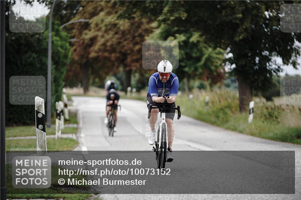 30.08.2026 - Elbe Triathlon Hamburg Michael Burmester http://msf.ph/oto/10073152 30.08.2026 10:30:02 Radfahren 669, 768, 1098 meine-sportfotos.de