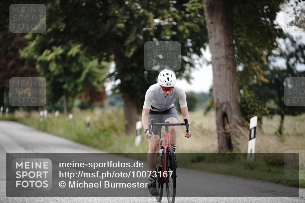 30.08.2026 - Elbe Triathlon Hamburg Michael Burmester http://msf.ph/oto/10073167 30.08.2026 10:30:10 Radfahren 768, 918, 1030 meine-sportfotos.de
