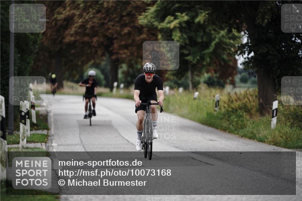 30.08.2026 - Elbe Triathlon Hamburg Michael Burmester http://msf.ph/oto/10073168 30.08.2026 10:30:13 Radfahren 797, 918, 1030 meine-sportfotos.de