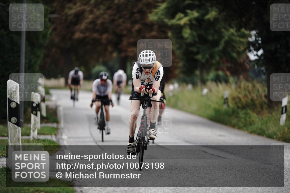 30.08.2026 - Elbe Triathlon Hamburg Michael Burmester http://msf.ph/oto/10073198 30.08.2026 10:30:41 Radfahren 604, 780, 838, 872, 907, 926, 984, 1037, 1061 meine-sportfotos.de