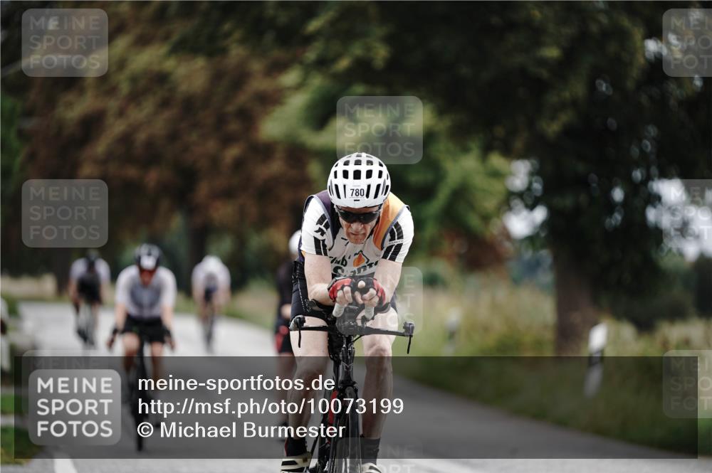 30.08.2026 - Elbe Triathlon Hamburg Michael Burmester http://msf.ph/oto/10073199 30.08.2026 10:30:42 Radfahren 604, 780, 838, 872, 926, 984, 1037, 1061 meine-sportfotos.de