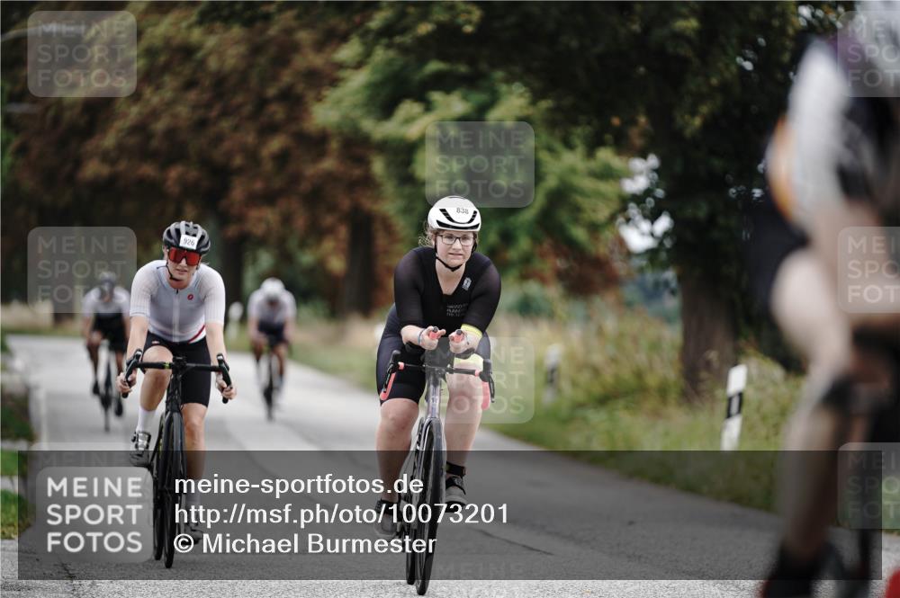 30.08.2026 - Elbe Triathlon Hamburg Michael Burmester http://msf.ph/oto/10073201 30.08.2026 10:30:43 Radfahren 604, 780, 838, 926, 1037, 1061 meine-sportfotos.de