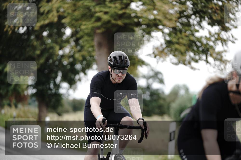 30.08.2026 - Elbe Triathlon Hamburg Michael Burmester http://msf.ph/oto/10073264 30.08.2026 10:35:29 Radfahren 568, 831, 882, 1108 meine-sportfotos.de