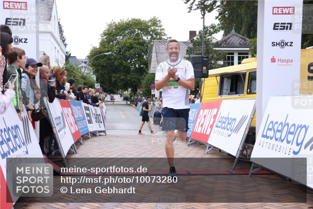 30.08.2026 - Blankeneser Heldenlauf Lena Gebhardt http://msf.ph/oto/10073280 30.08.2026 10:17:59 Ziel 5813 meine-sportfotos.de