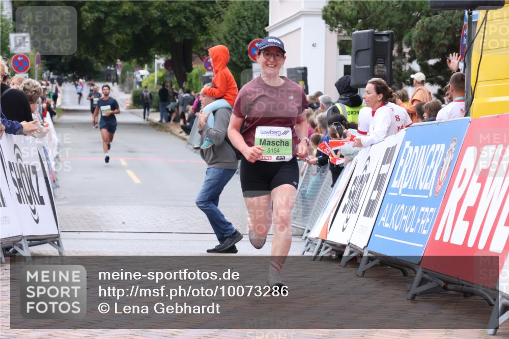 30.08.2026 - Blankeneser Heldenlauf Lena Gebhardt http://msf.ph/oto/10073286 30.08.2026 10:18:18 Ziel 5154 meine-sportfotos.de