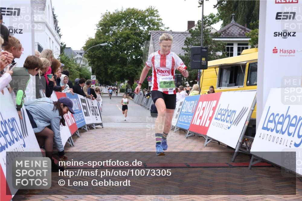 30.08.2026 - Blankeneser Heldenlauf Lena Gebhardt http://msf.ph/oto/10073305 30.08.2026 10:18:42 Ziel 5190, 5658 meine-sportfotos.de