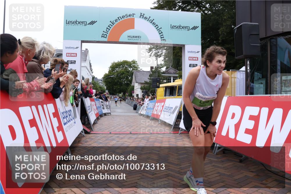 30.08.2026 - Blankeneser Heldenlauf Lena Gebhardt http://msf.ph/oto/10073313 30.08.2026 10:18:50 Ziel 5603, 5658 meine-sportfotos.de