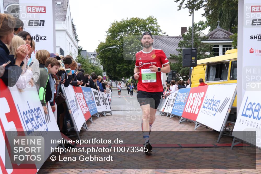 30.08.2026 - Blankeneser Heldenlauf Lena Gebhardt http://msf.ph/oto/10073345 30.08.2026 10:19:23 Ziel 5004, 5449, 5719, 5846, 5848, 5880 meine-sportfotos.de