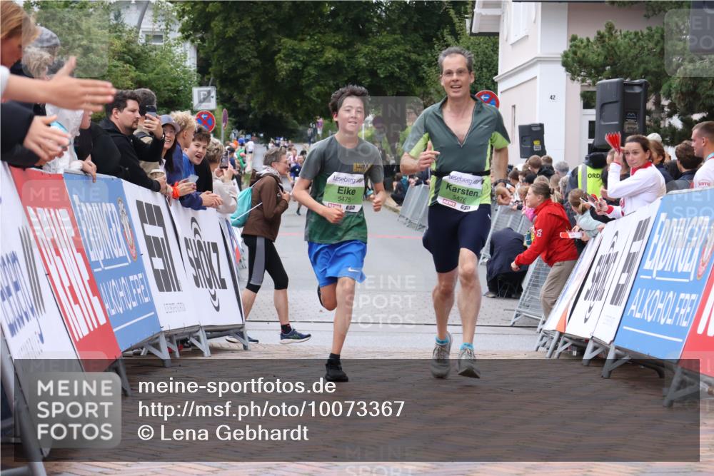 30.08.2026 - Blankeneser Heldenlauf Lena Gebhardt http://msf.ph/oto/10073367 30.08.2026 10:19:52 Ziel 5475, 5476 meine-sportfotos.de