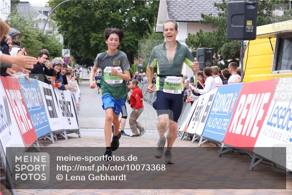 30.08.2026 - Blankeneser Heldenlauf Lena Gebhardt http://msf.ph/oto/10073368 30.08.2026 10:19:53 Ziel 5475, 5476 meine-sportfotos.de