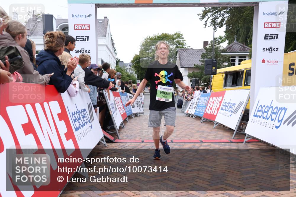 30.08.2026 - Blankeneser Heldenlauf Lena Gebhardt http://msf.ph/oto/10073414 30.08.2026 10:20:39 Ziel 5122, 5356, 5621, 5821 meine-sportfotos.de
