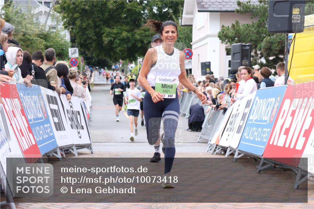 30.08.2026 - Blankeneser Heldenlauf Lena Gebhardt http://msf.ph/oto/10073418 30.08.2026 10:20:42 Ziel 5621, 5821, 5881 meine-sportfotos.de