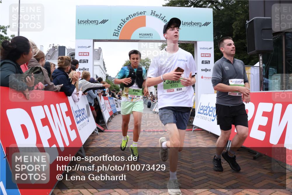 30.08.2026 - Blankeneser Heldenlauf Lena Gebhardt http://msf.ph/oto/10073429 30.08.2026 10:20:50 Ziel 5167, 5723, 5745, 5821, 5876, 5881 meine-sportfotos.de