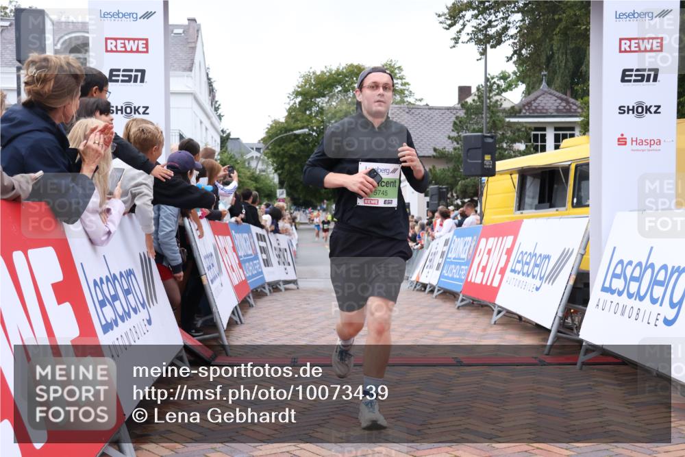 30.08.2026 - Blankeneser Heldenlauf Lena Gebhardt http://msf.ph/oto/10073439 30.08.2026 10:20:52 Ziel 5167, 5723, 5745, 5876, 5881 meine-sportfotos.de