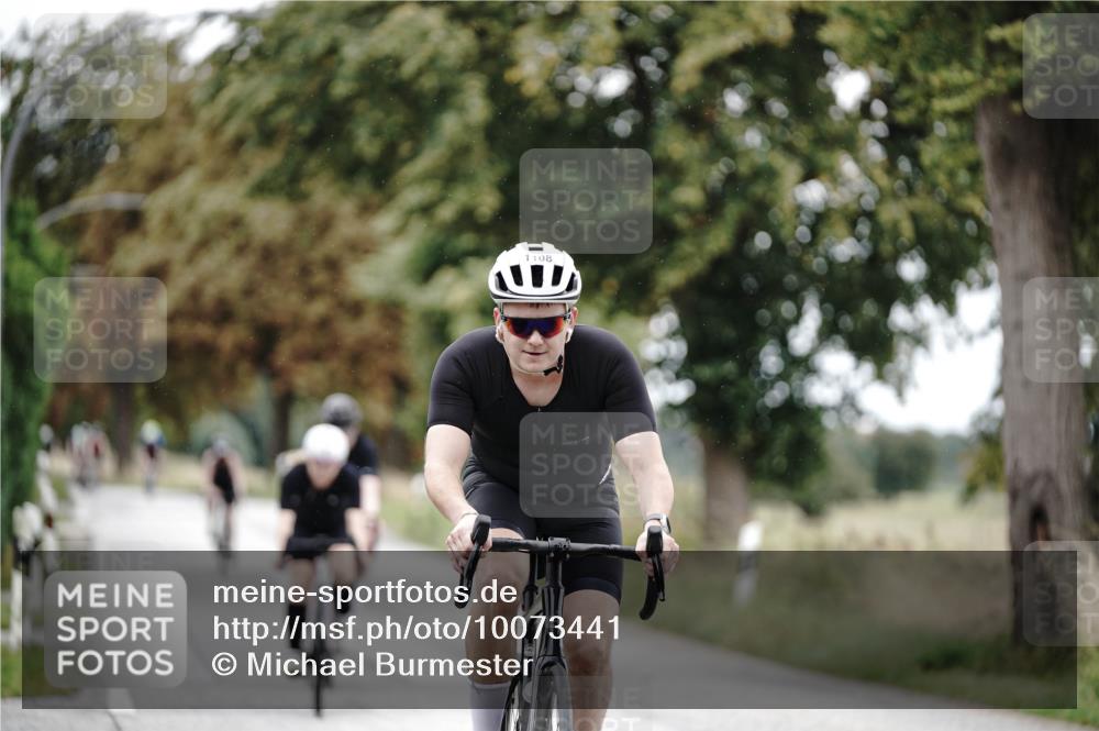 30.08.2026 - Elbe Triathlon Hamburg Michael Burmester http://msf.ph/oto/10073441 30.08.2026 10:35:26 Radfahren 568, 831, 882, 1092, 1108 meine-sportfotos.de
