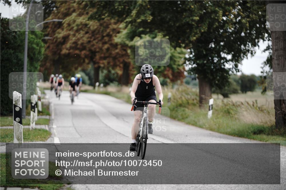 30.08.2026 - Elbe Triathlon Hamburg Michael Burmester http://msf.ph/oto/10073450 30.08.2026 10:35:31 Radfahren 568, 831, 864 meine-sportfotos.de