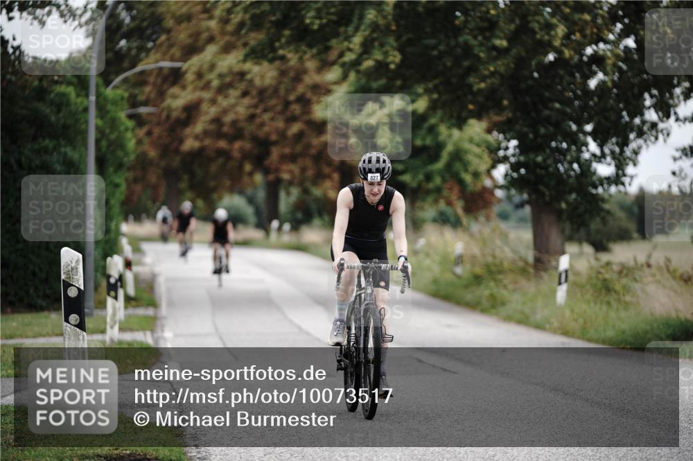 30.08.2026 - Elbe Triathlon Hamburg Michael Burmester http://msf.ph/oto/10073517 30.08.2026 10:36:13 Radfahren 827, 938, 1073, 1211 meine-sportfotos.de