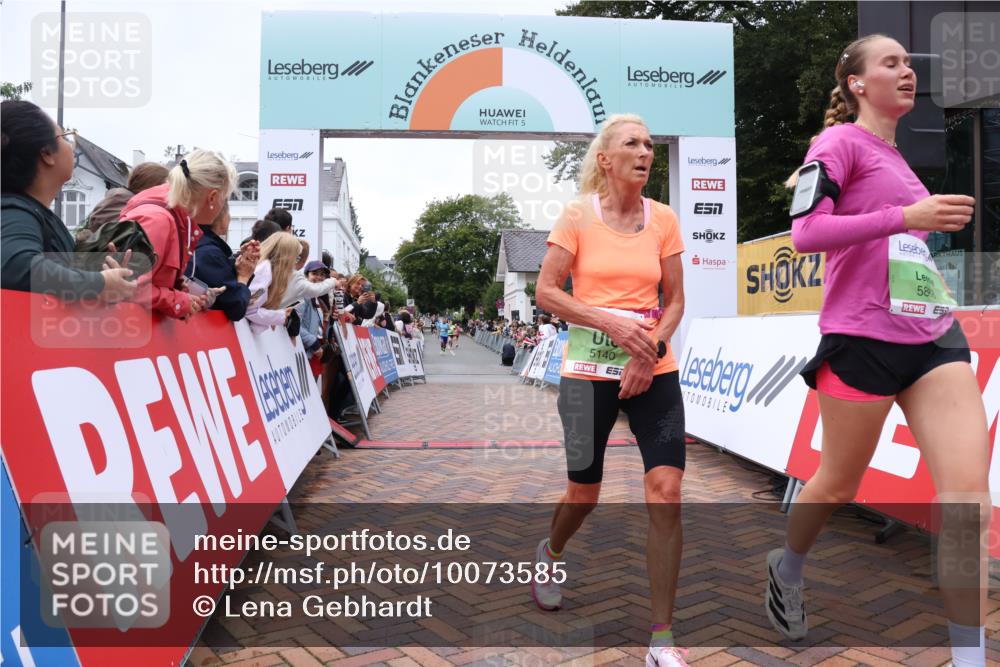 30.08.2026 - Blankeneser Heldenlauf Lena Gebhardt http://msf.ph/oto/10073585 30.08.2026 10:21:25 Ziel 5140, 5646, 5778, 5796, 5888 meine-sportfotos.de